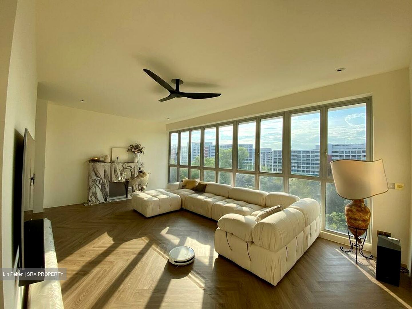 Astor (D14), Apartment #523685791